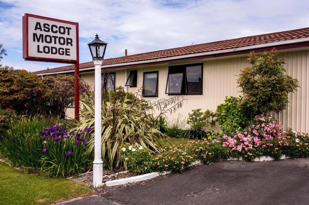 Ascot Motor Lodge Уестпорт Екстериор снимка